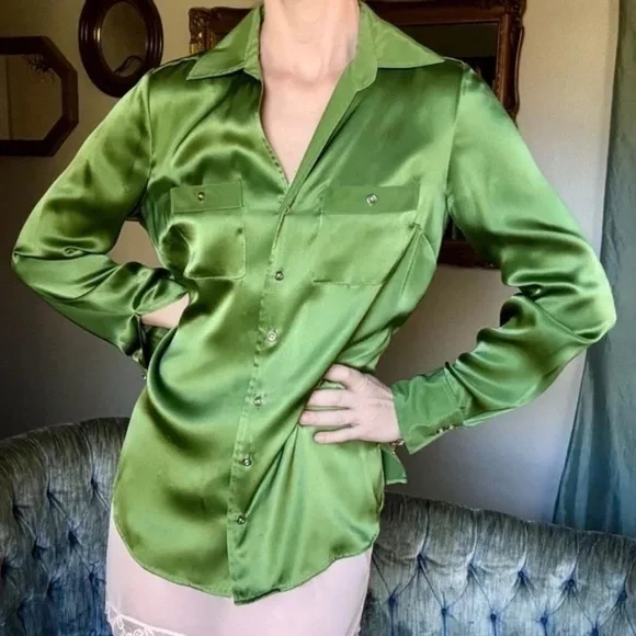 100% Silk Green Button Down Blouse Small Long Sleeve Quiet Luxury Workwear - Picture 9 of 12